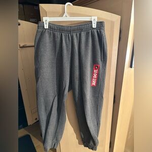 Men’s dark grey nike sweatpants